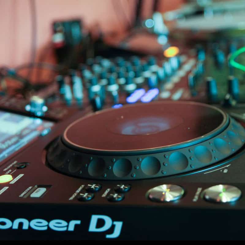 Electronic-DJ-courses